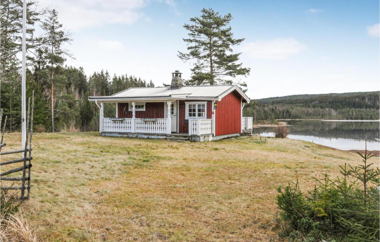 Beautiful Home In Gunnarskog With Lake View 객실 사진